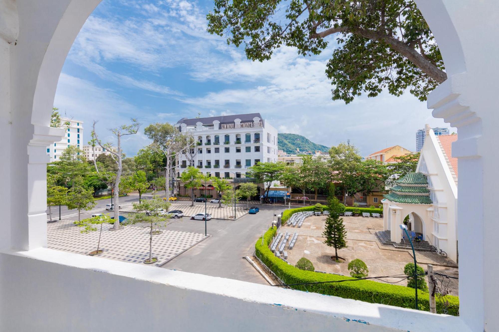 Joi Hospitality - Diamond Star Hotell Vung Tau Exteriör bild